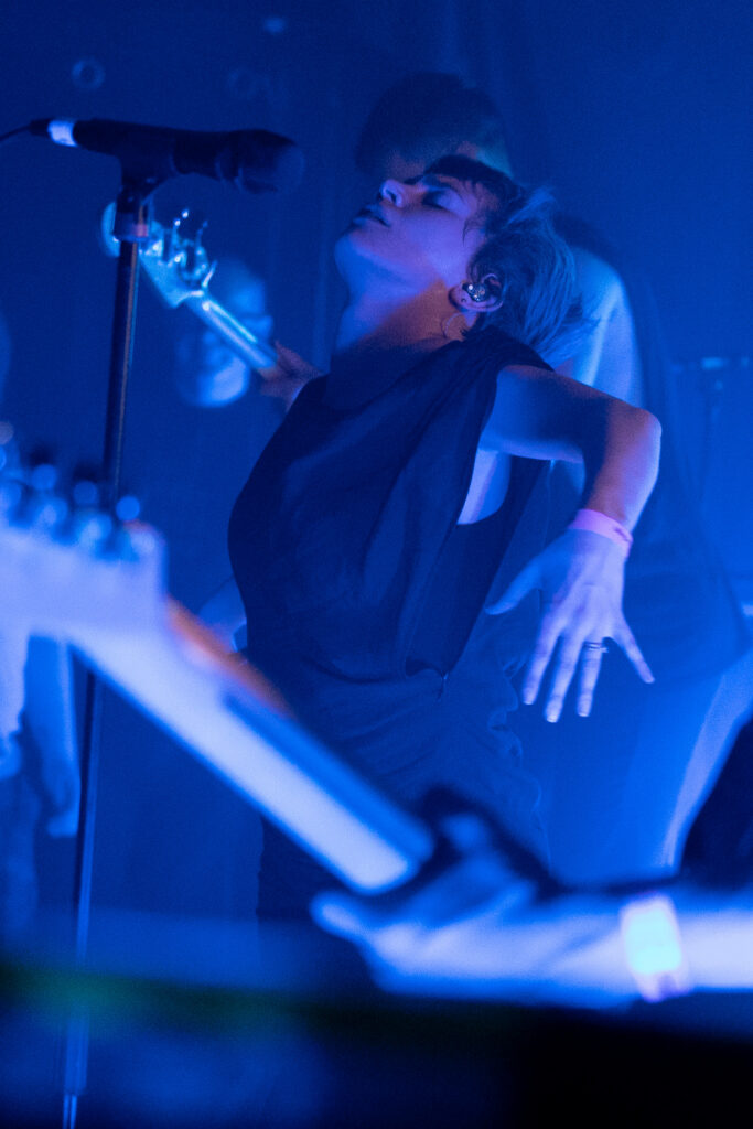 Eva Spence / Rolo Tomassi